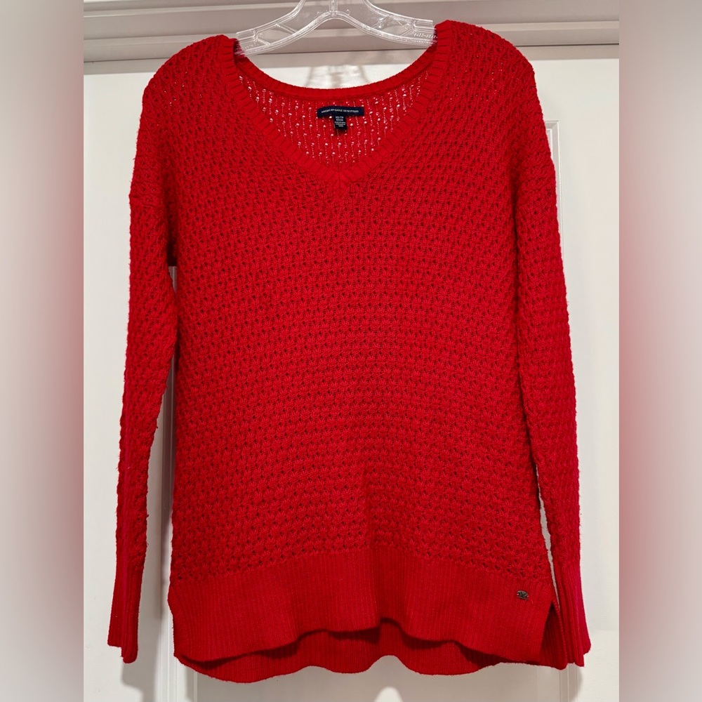 American Eagle Outfitters‎ Vibrant Red V-Neck Loose Knit Sweater